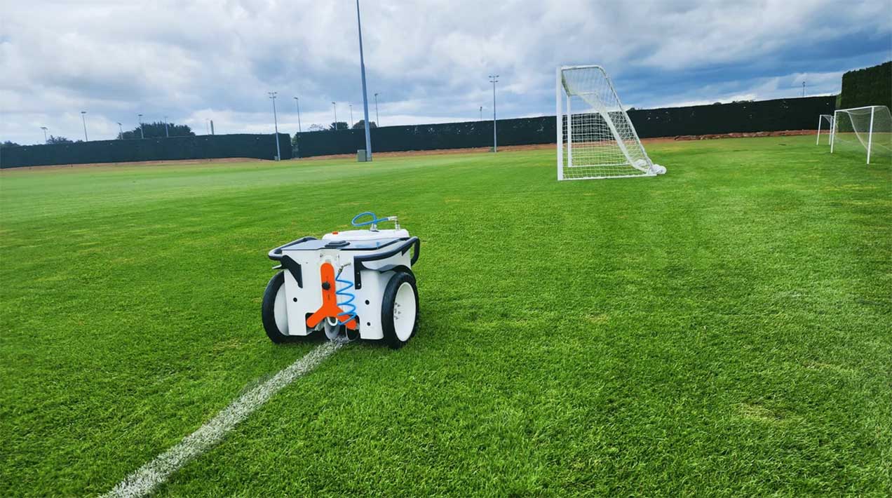 The Robot - credit: Fleet Line Markers